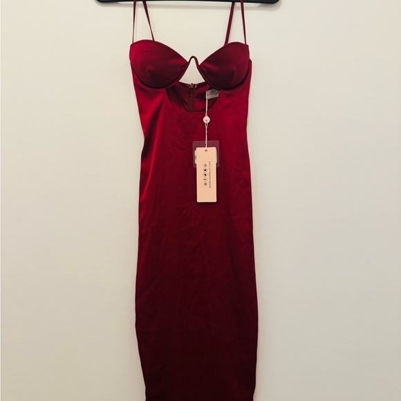 Oh Polly Dark Red Dress - Picture 3 of 6